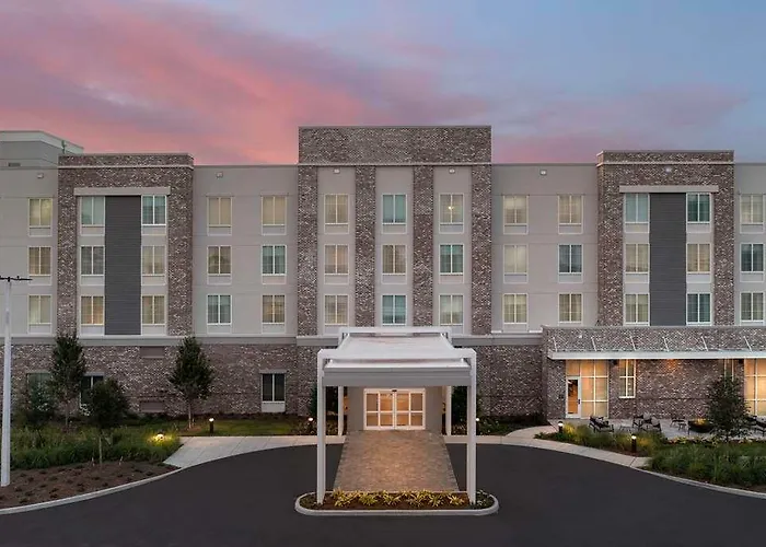 Hilton Garden Downtown * Pensacola